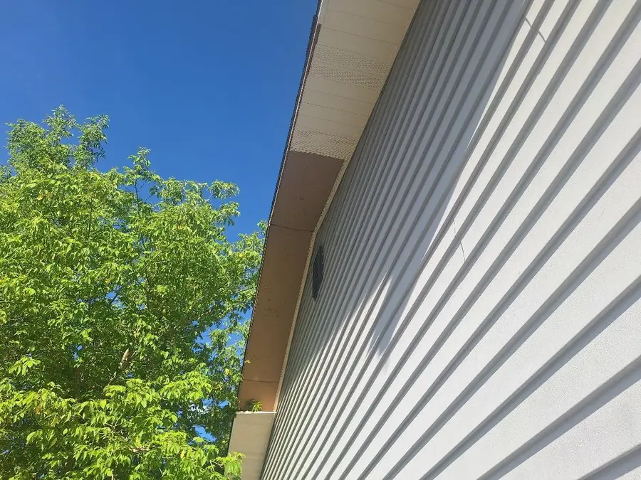 3880 HENDERSON LN., Pocatello, ID 83202 - #3