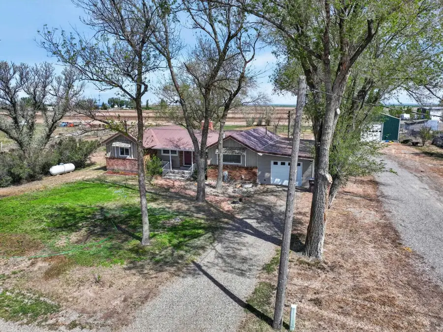 1276 W Hoff Rd, Blackfoot, ID 83221 - #2