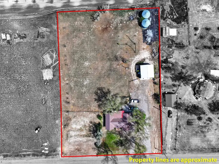 1276 W Hoff Rd, Blackfoot, ID 83221 - #3