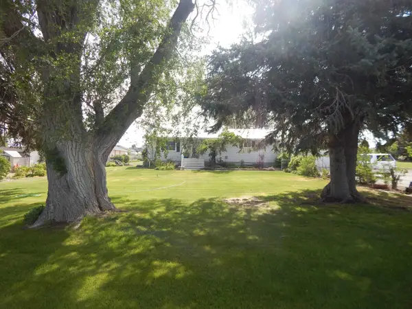 2913 Sunbeam Rd, American Falls, ID 83211