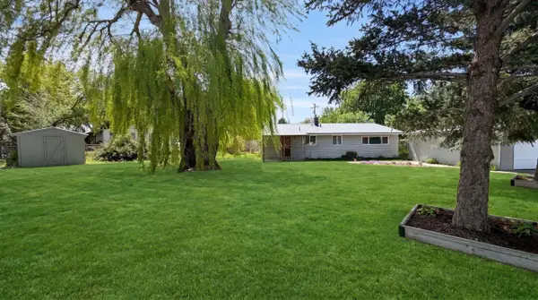 655 James Pl, Idaho Falls, ID 83401