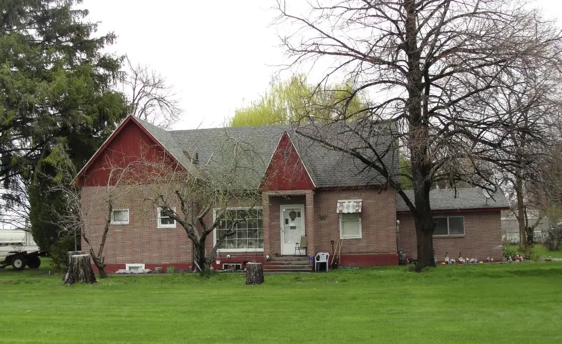 362 SE Main St, Blackfoot, ID 83221 - #1