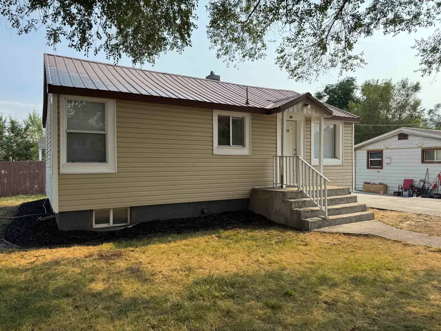 110 Topaz St, Blackfoot, ID 83221 - #2