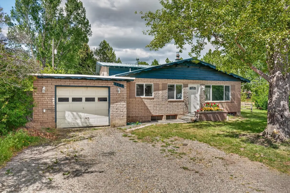 3795 E Sunnyside Road, Ammon, ID 83406 - #1
