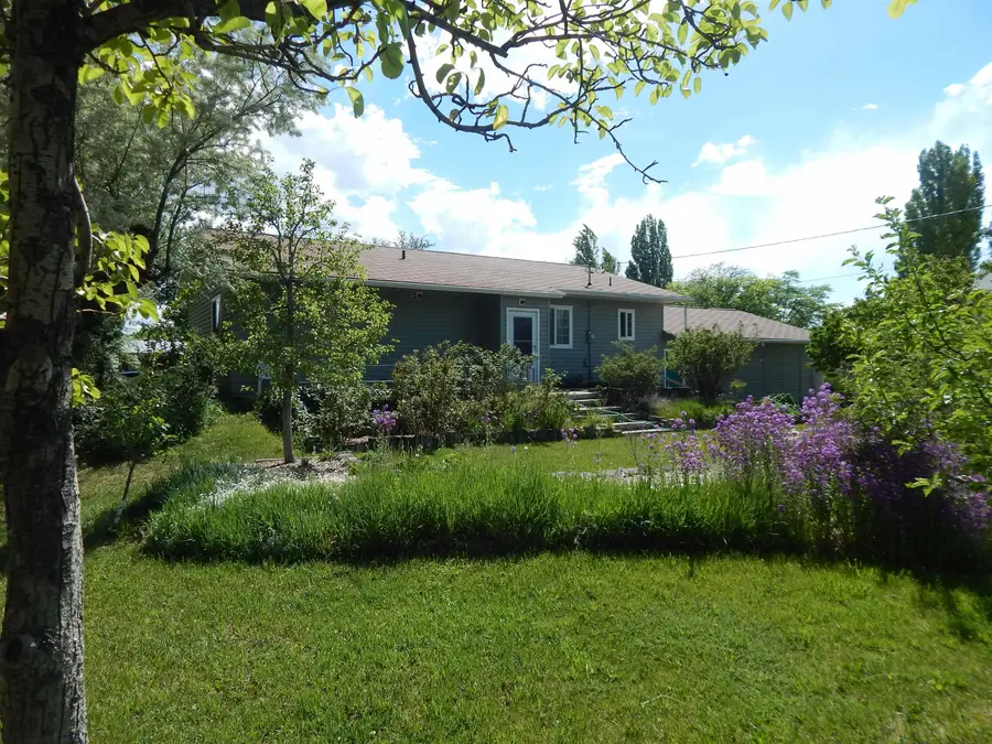 271 Jefferson St, American Falls, ID 83211 - #2