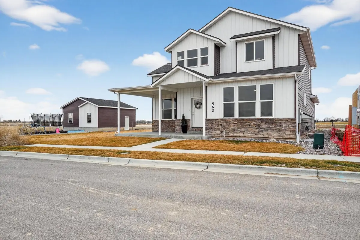 560 Aurora Blvd, Chubbuck, ID 83202 - #1