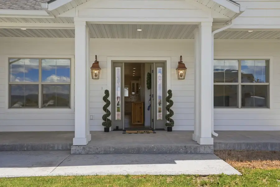 561 E Eagle Dr, Preston, ID 83263 - #2