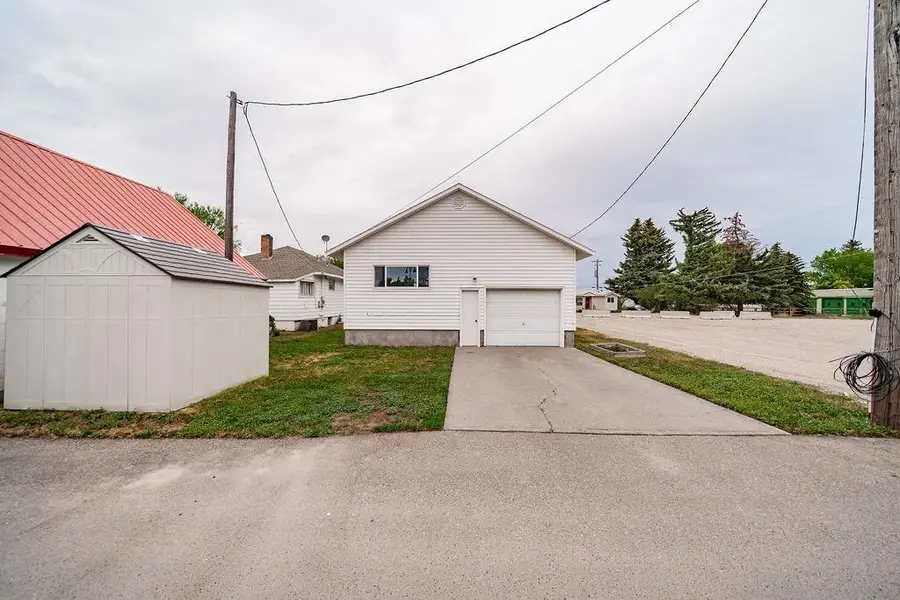 128 Webster Ave, Rexburg, ID 83440 - #2