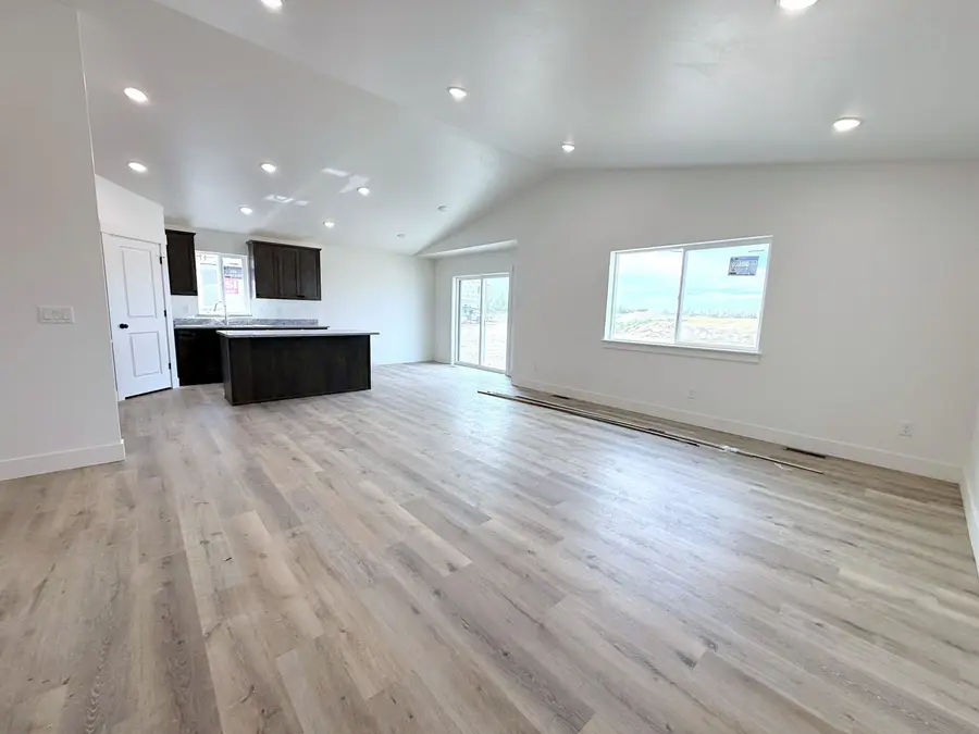 1870 Brynwood Ave, Chubbuck, ID 83202 - #2
