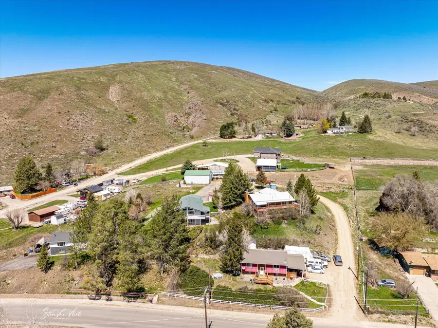 1124 N Rapid Creek Road, Inkom, ID 83245 - #3