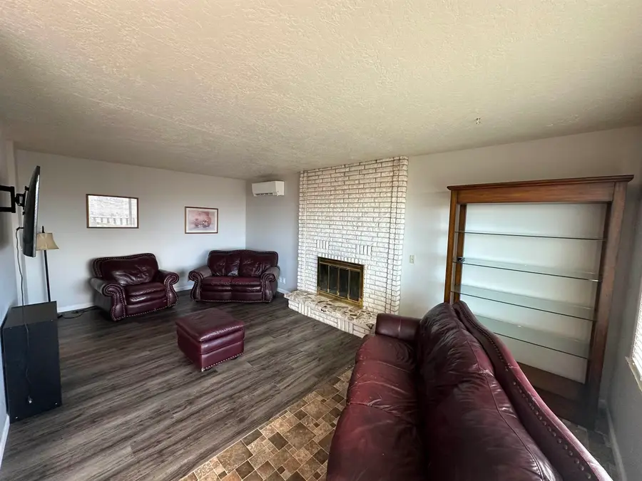871 Renee, Pocatello, ID 83204 - #2