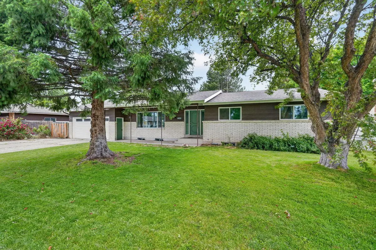 2020 St. Clair, Idaho Falls, ID 83404 - #1