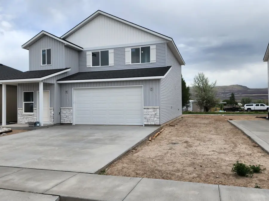 1875 Brynwood Ave, Chubbuck, ID 83202 - #2