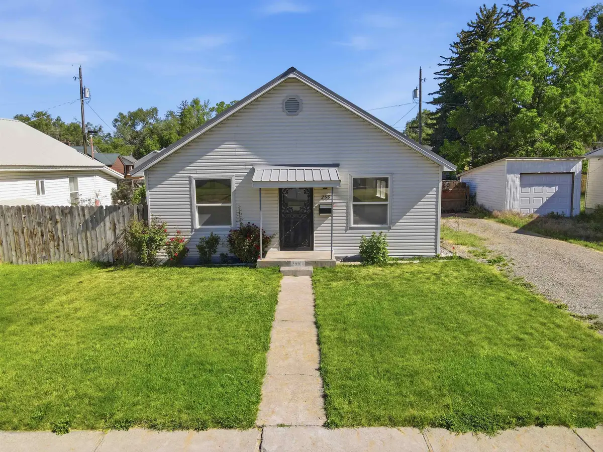 255 E 15th Street, Idaho Falls, ID 83404 - #1