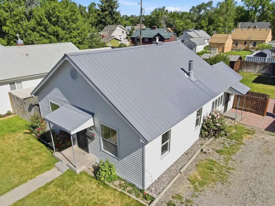 255 E 15th Street, Idaho Falls, ID 83404 - #3
