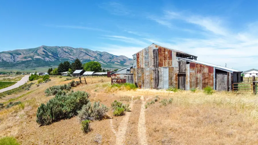 640 W Arimo Rd, Arimo, ID 83214 - #2