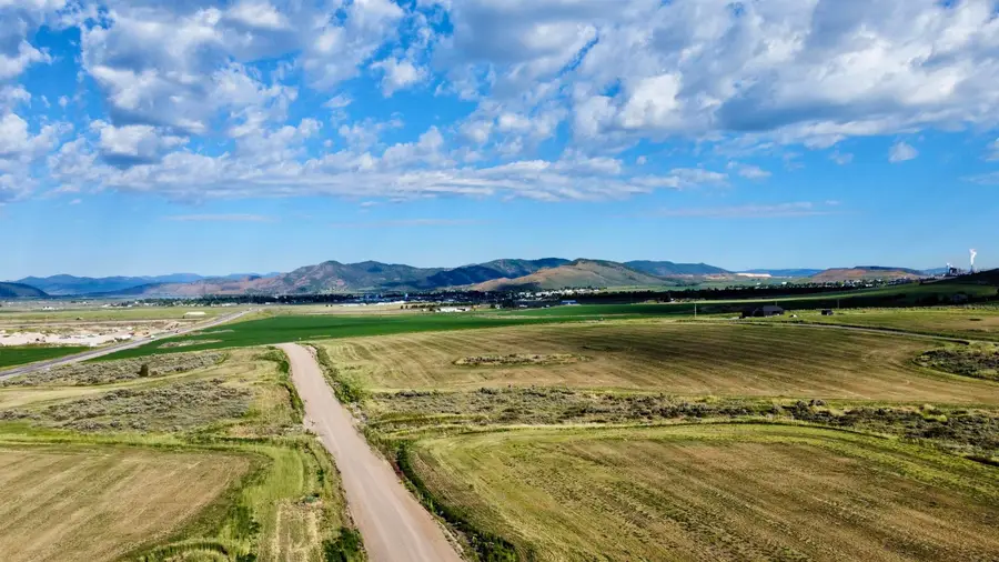 B2 L17 Lakey Loop, Soda Springs, ID 83276 - #3