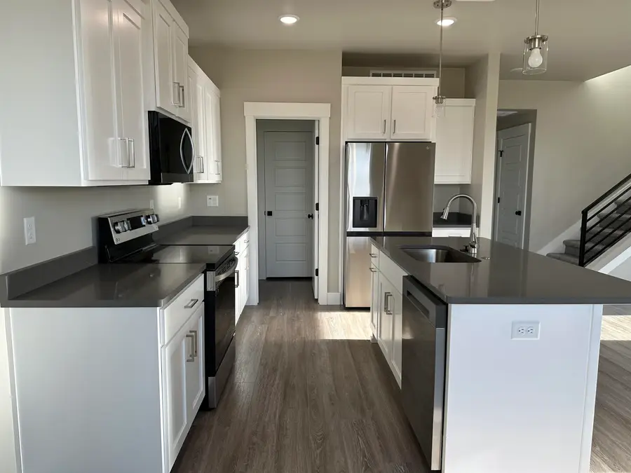 5580 TRUEMAN UNIT F, Chubbuck, ID 83202 - #3