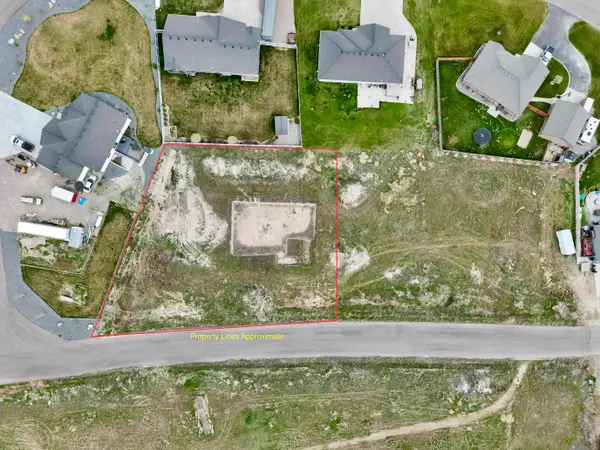86 N Hillside Road, Idaho Falls, ID 83402