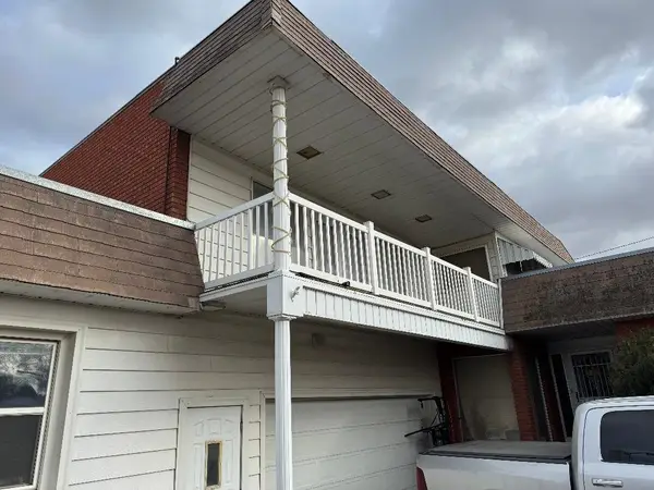 221 W Main St, Burley, ID 83318