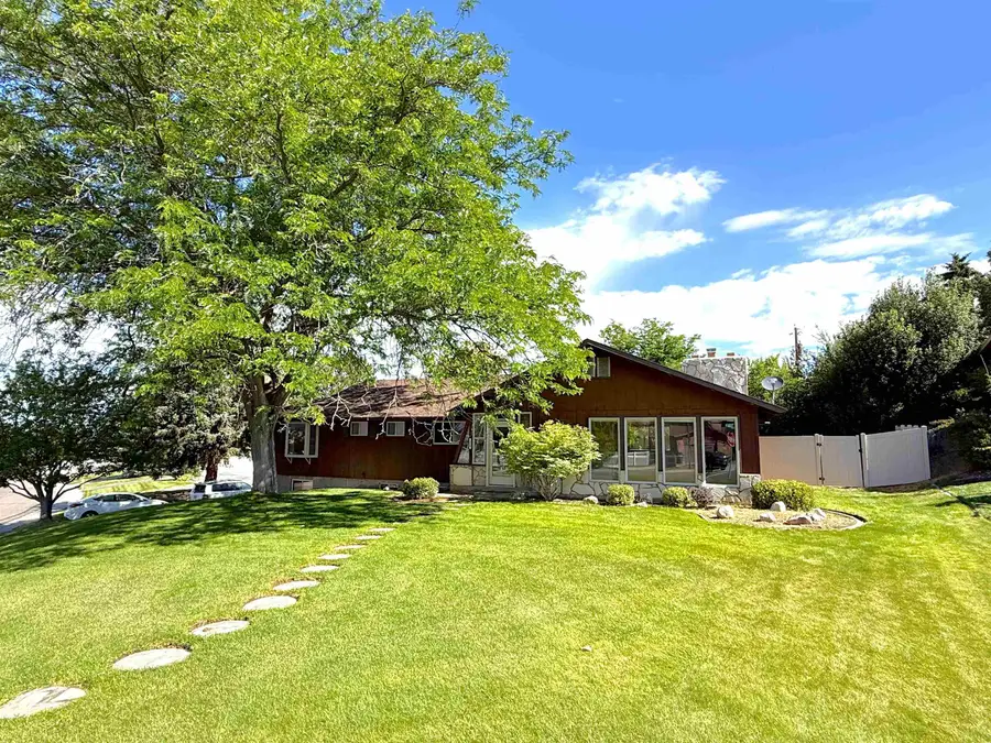 690 Fairway Dr, Pocatello, ID 83201 - #2