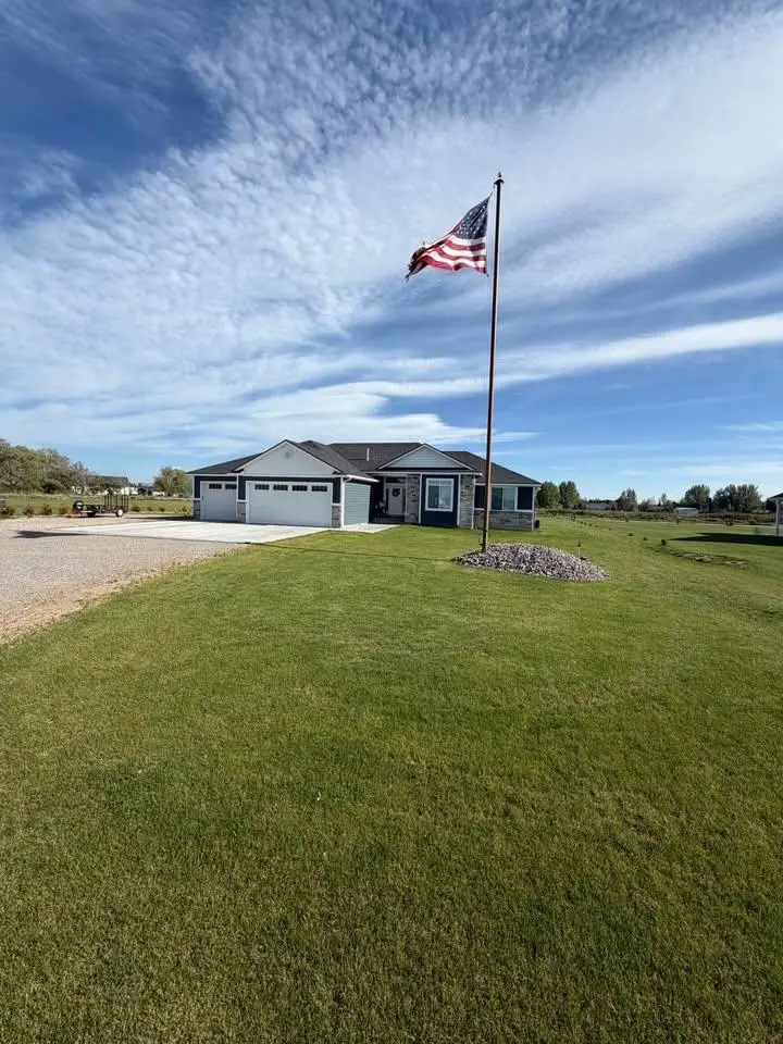 565 W 40 S, Blackfoot, ID 83221 - #2