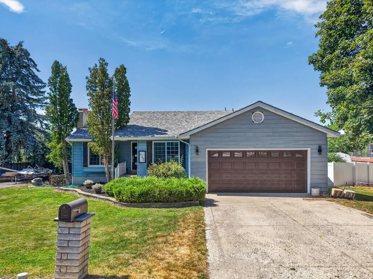645 Bitterroot Dr, Pocatello, ID 83201 - #1