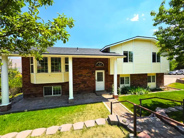 5760 Arrowhead Dr, Pocatello, ID 83204