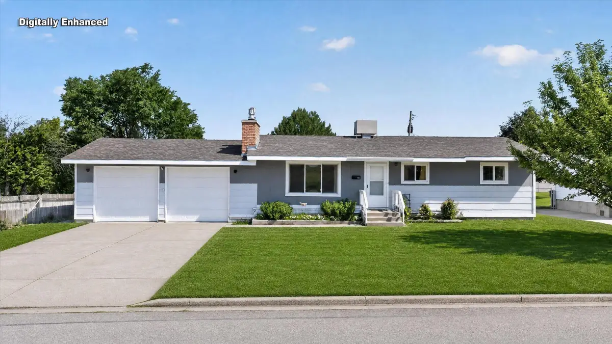 860 Teton Avenue, American Falls, ID 83211 - #1