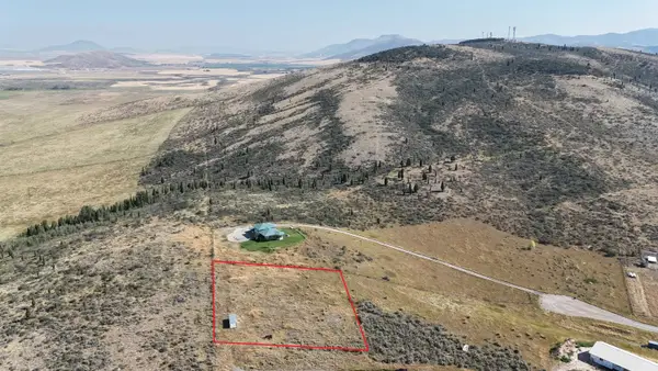 1662 Skyline Dr, Soda Springs, ID 83276
