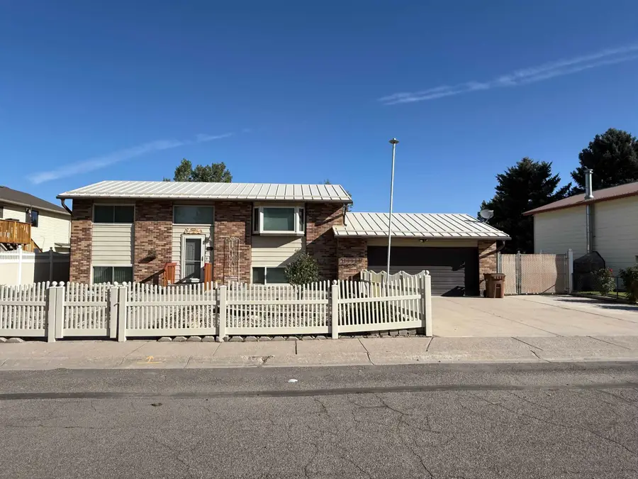 824 Boyd St., Chubbuck, ID 83202 - #2