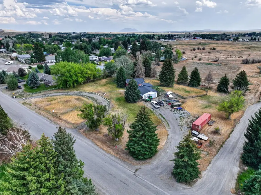 415 Sunset Drive, Arco, ID 83213 - #3