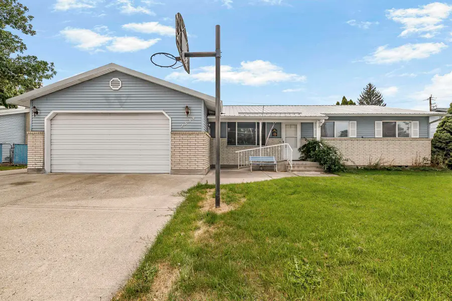 2334 E 1st Street, Idaho Falls, ID 83401 - #2