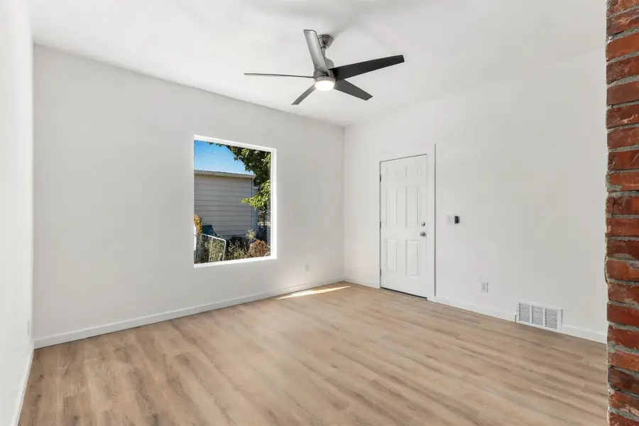 154 College St, Idaho Falls, ID 83402 - #2
