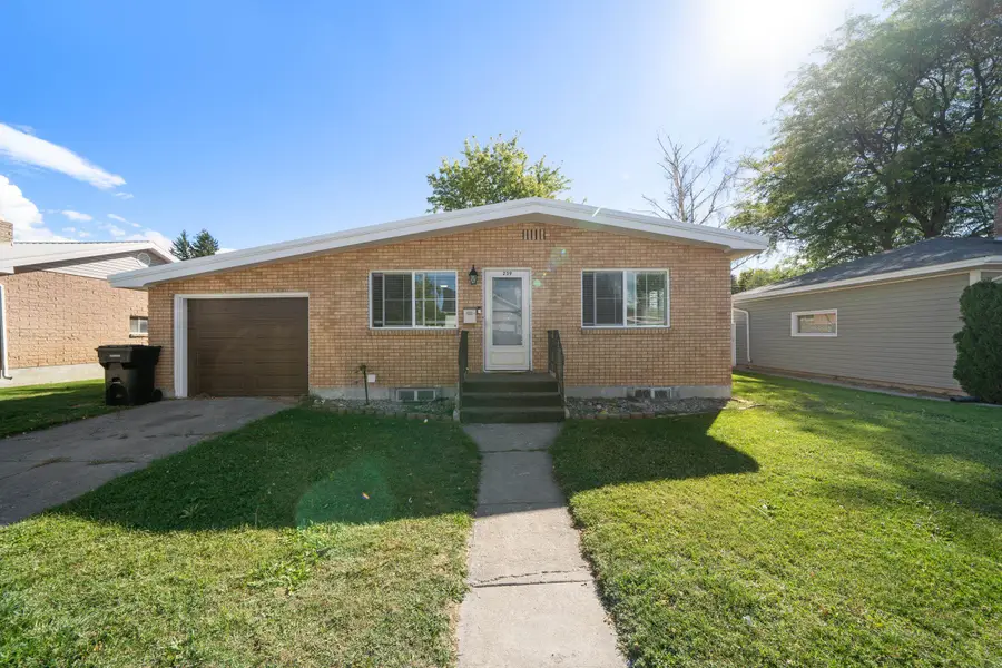 239 Ramona Ave, Rigby, ID 83442 - #2