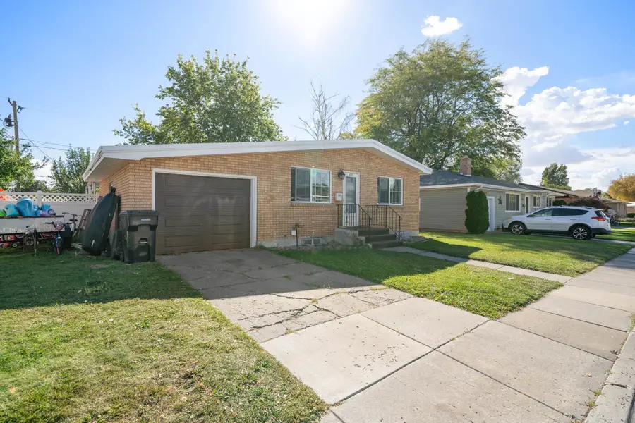 239 Ramona Ave, Rigby, ID 83442 - #3