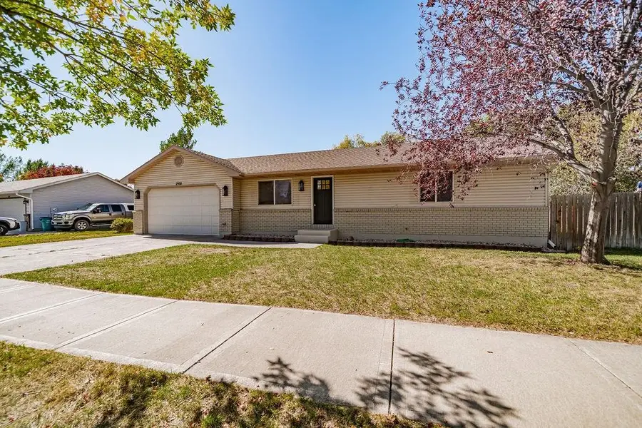 2901 Bliss Avenue, Idaho Falls, ID 83401 - #2