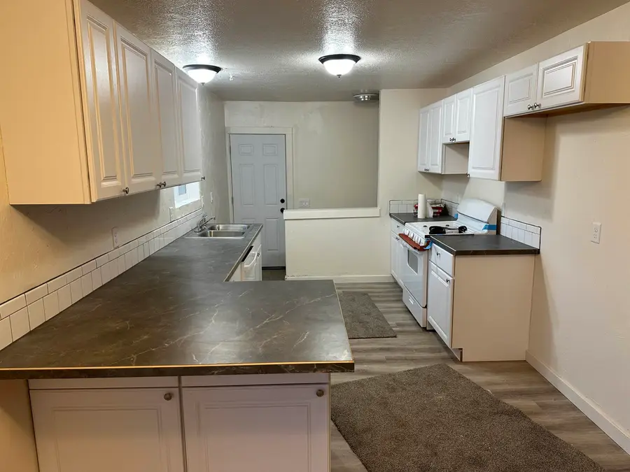 3975 HENDERSON, Pocatello, ID 83201 - #3
