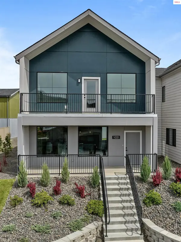 1031 E Railroad Avenue, Post Falls, ID 83854