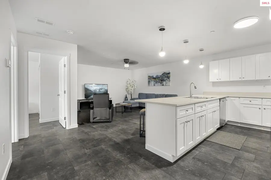 140 Railroad Ave Unit 2, Kellogg, ID 83837 - Image #3