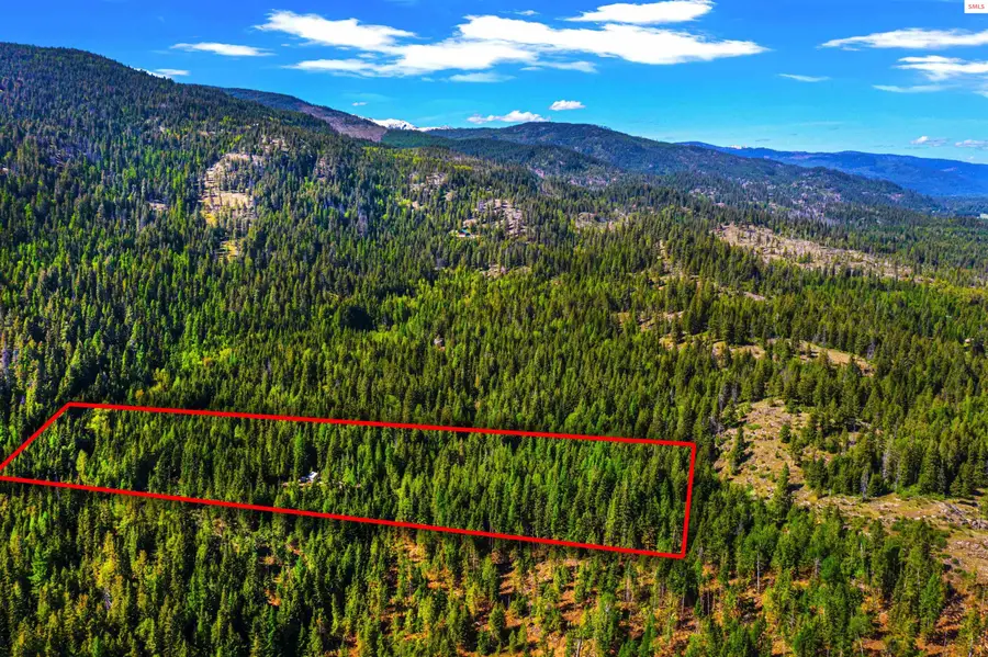 NKA Christmas Ln, Naples, ID 83847 - Image #3