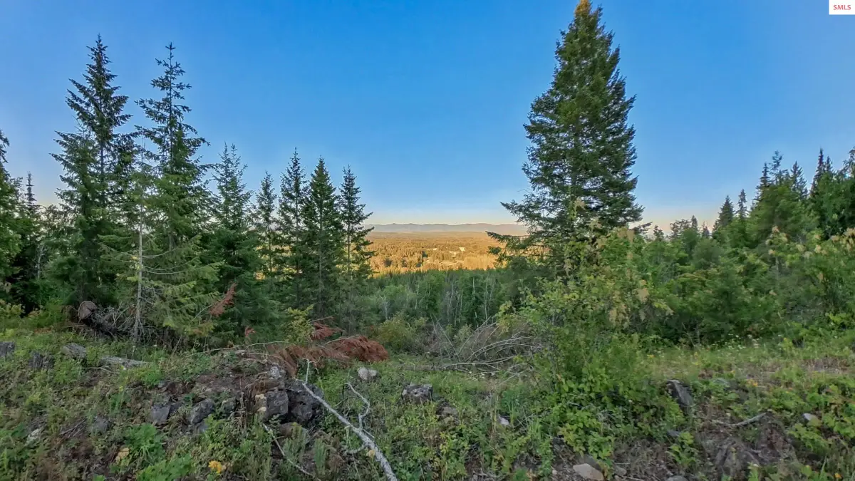 3261 N Center Valley, Sandpoint, ID 83864 - Image #1