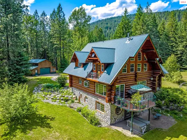 1198 Mountain View Dr, Sandpoint, ID 83864