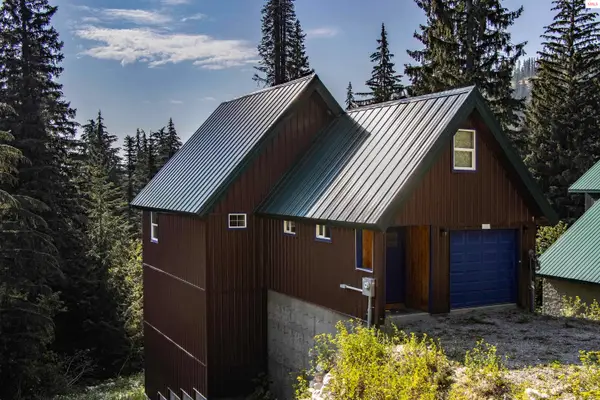 205 Ullr Drive, Sandpoint, ID 83864