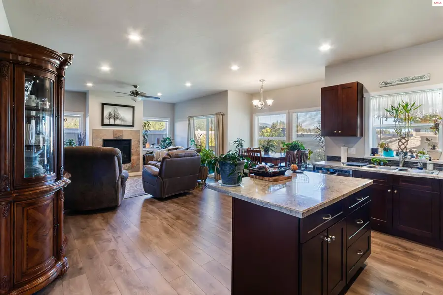 318 Creekview Ct, Sandpoint, ID 83864 - #2