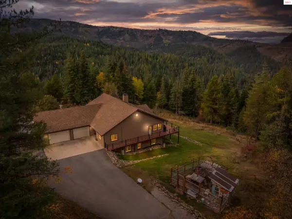 833 Drummond Peak Rd, Kingston, ID 83839