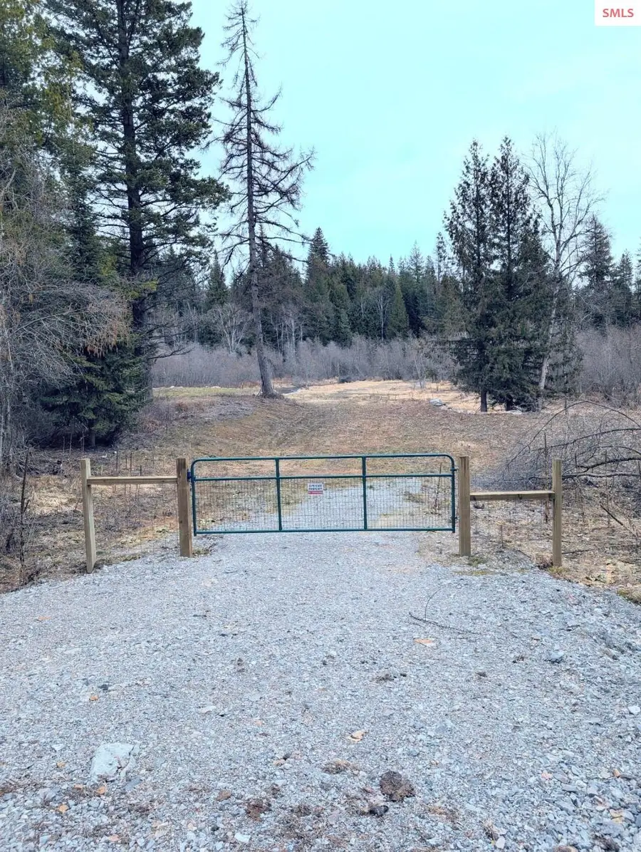 1.31 ac Fall Creek Road, Naples, ID 83847 - Image #2