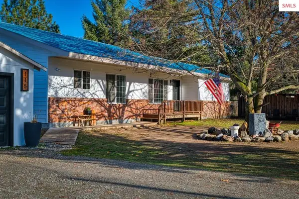 115 W Manley Creek Road, Laclede, ID 83841