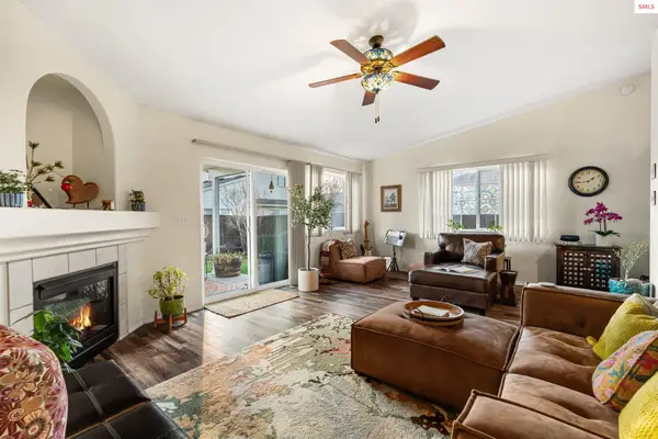 360 E Jeffrey Pine Lane, Coeur d'Alene, ID 83815