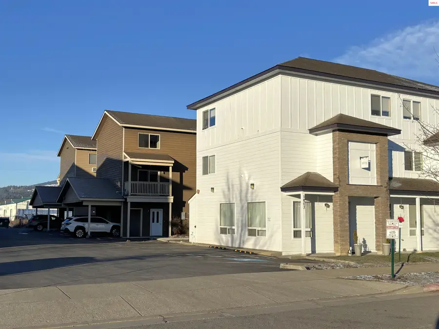 1807 Culvers Drive Unit #8, Sandpoint, ID 83864 - Image #2